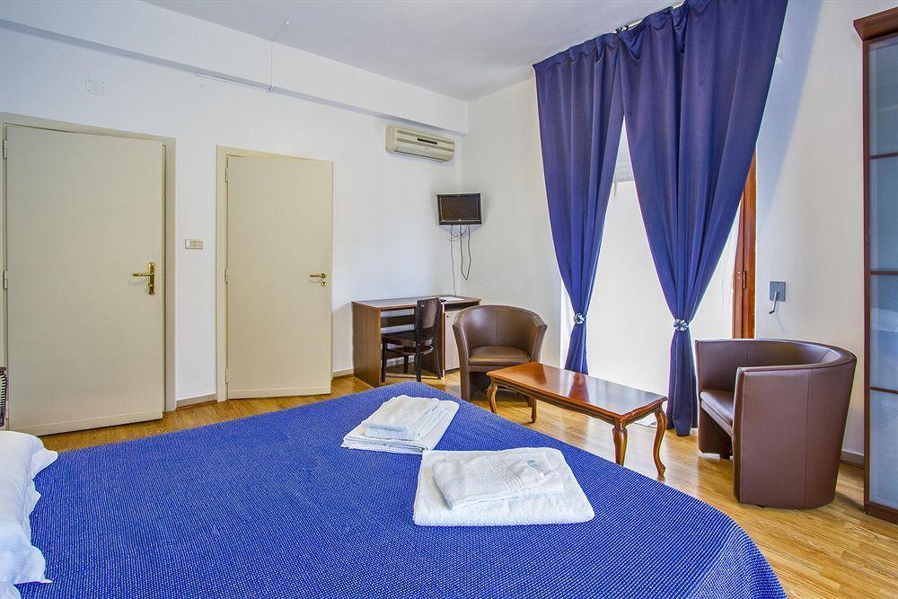 レッチェ Mamma Sisi Bed & Breakfast エクステリア 写真